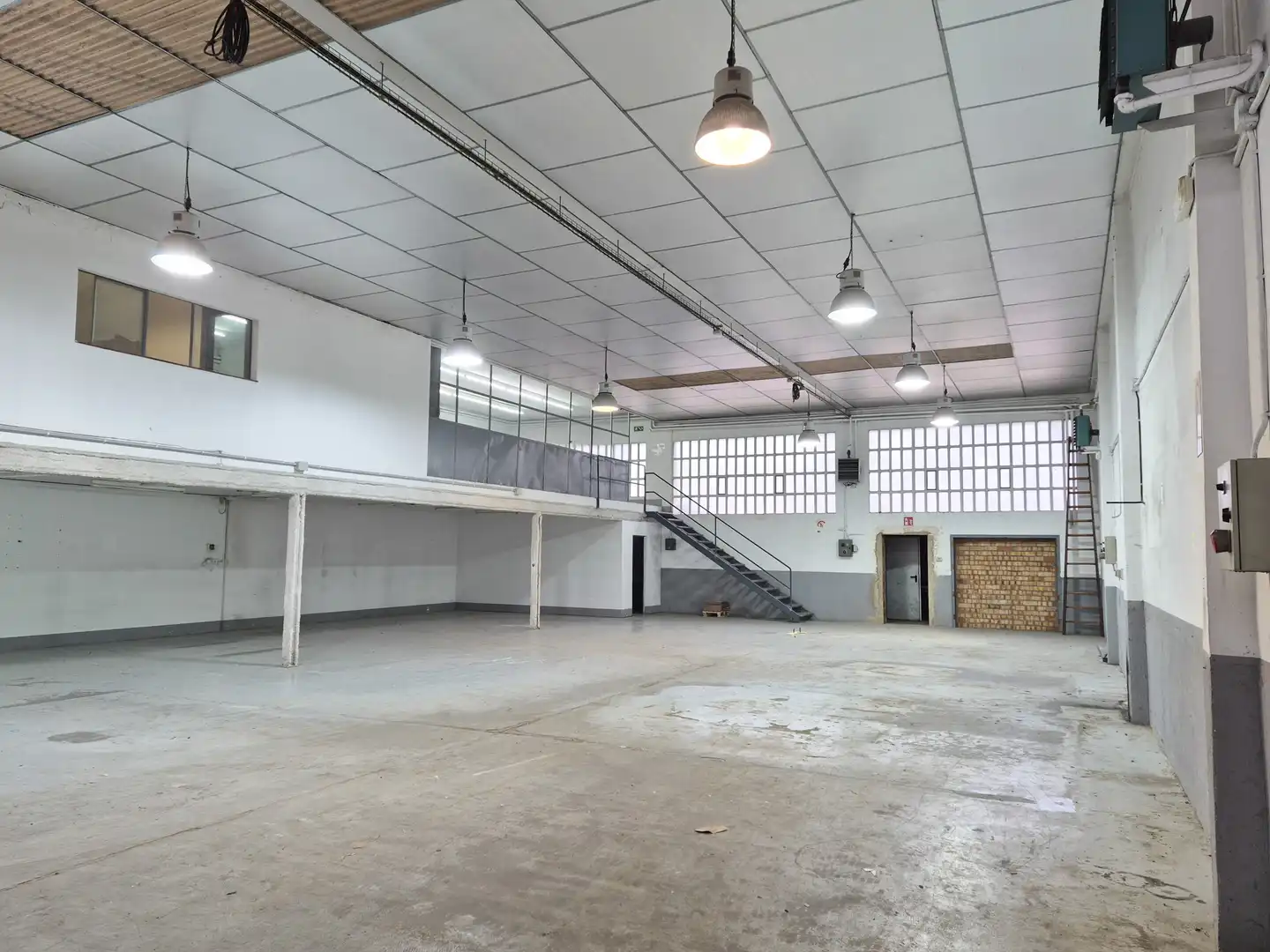 Industrial buildings for rent in Ripoll