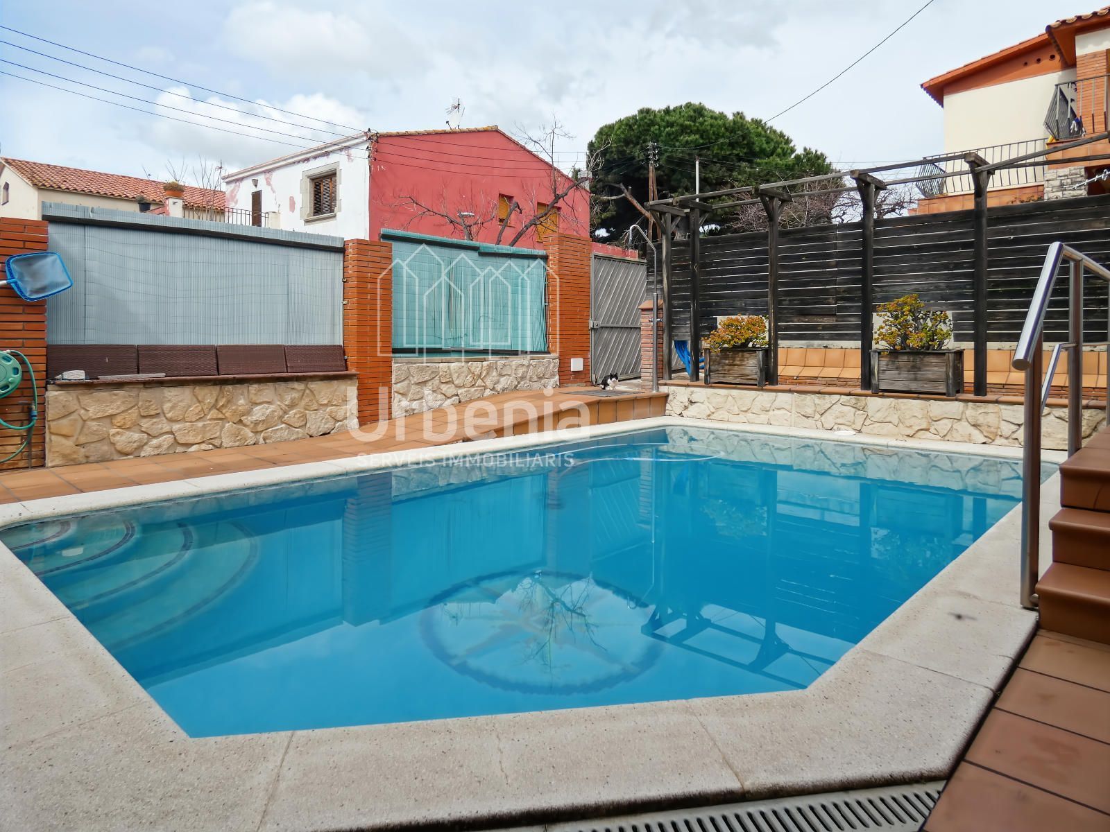 Swimming pool of House or chalet for sale in Premià de Mar  with Air Conditioner, Heating and Swimming Pool