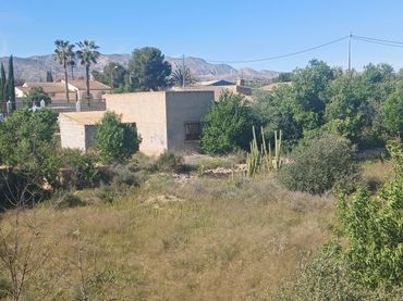 Casa rústica amb piscina en venda a Albatera
