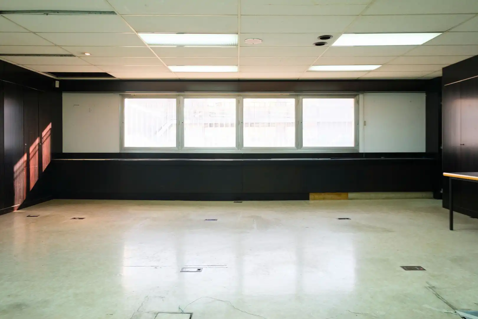 Office for rent in Mataró  with Alarm