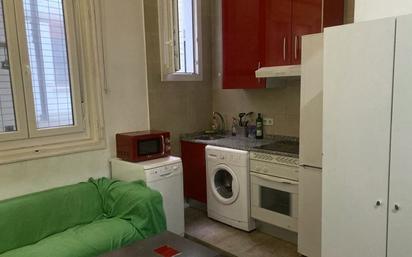 Kitchen of Flat to rent in  Madrid Capital  with Air Conditioner, Heating and Parquet flooring