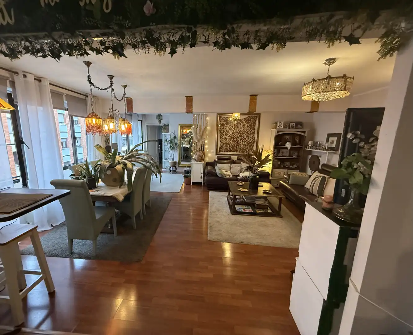 Sala de estar de Piso en venta en Oviedo  con Calefacción y Parquet