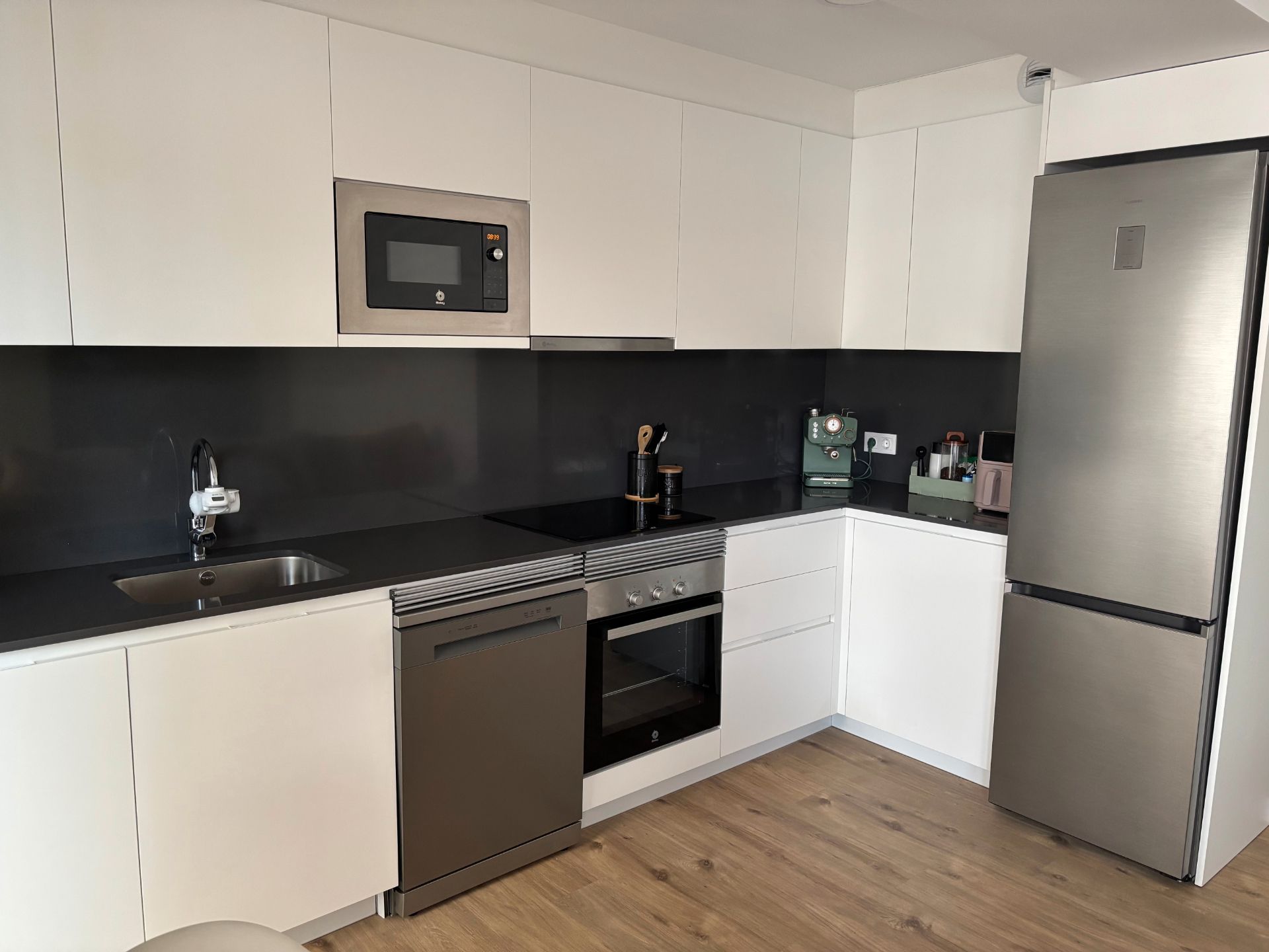Kitchen of Flat for sale in Montgat  with Air Conditioner, Terrace and Furnished