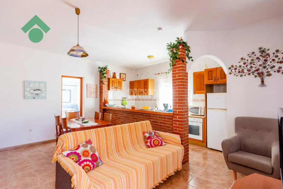 Sala d'estar de Finca rústica en venda en Nerja amb Piscina