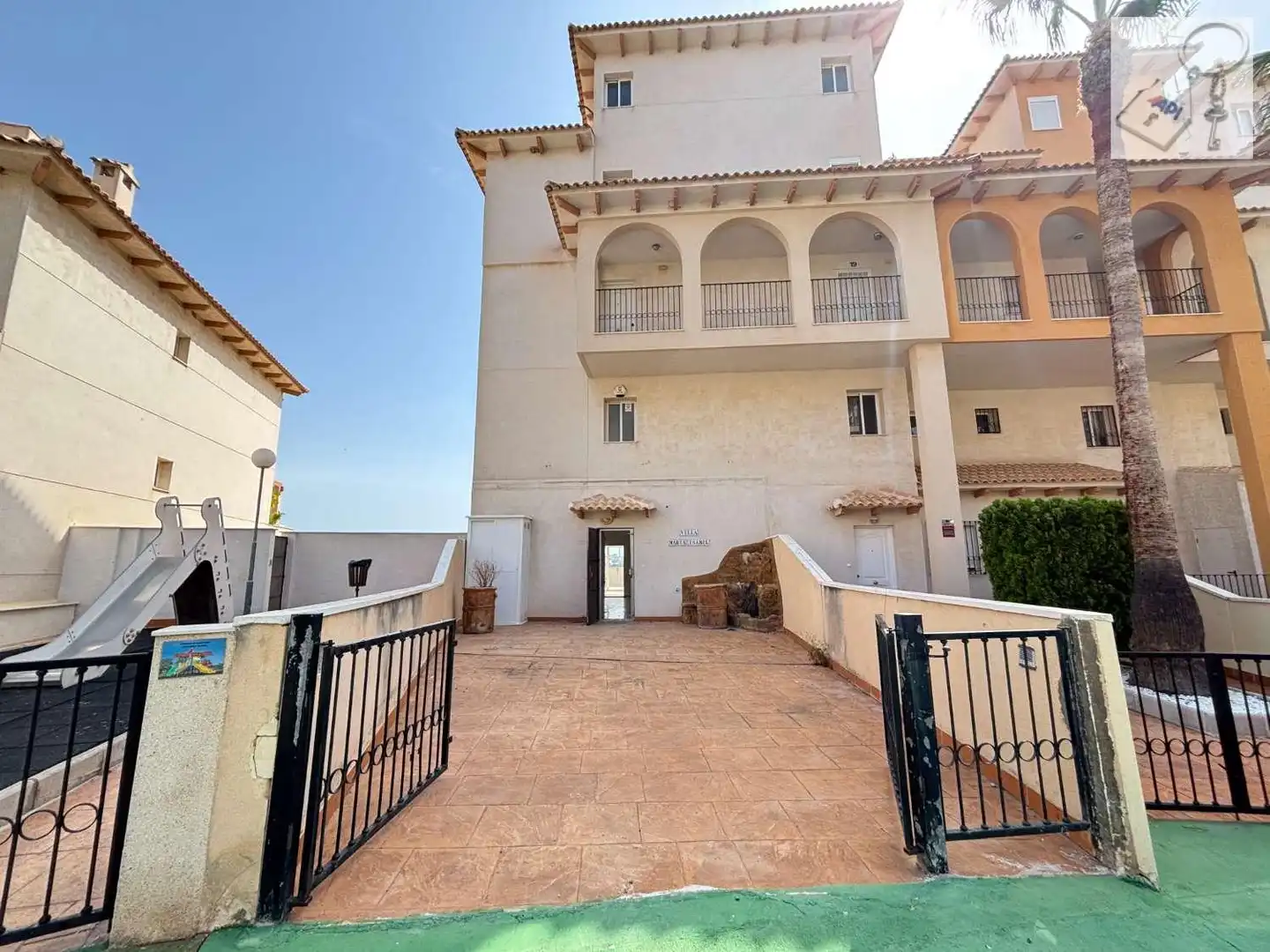 Außenansicht von Maisonette zum Verkauf in Orihuela mit Terrasse und Schwimmbad