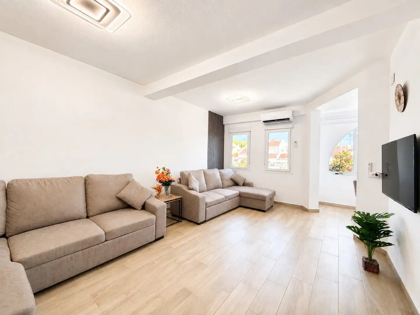 Living room of Apartments for rent in Torrevieja  with Air Conditioner, Heating and Swimming Pool