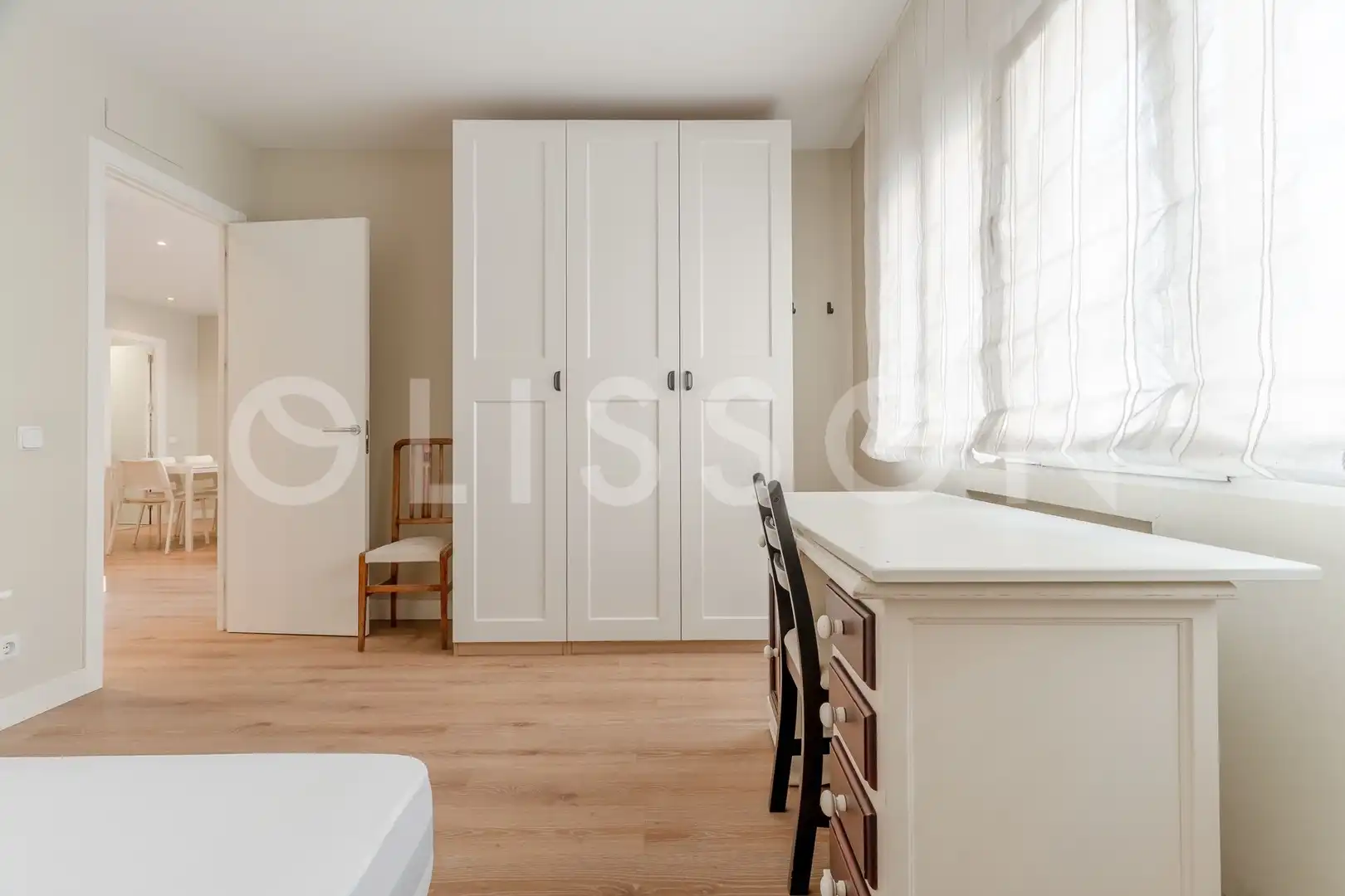 Habitación de Piso en venta en Madrid con Calefacción, Terraza y Trastero