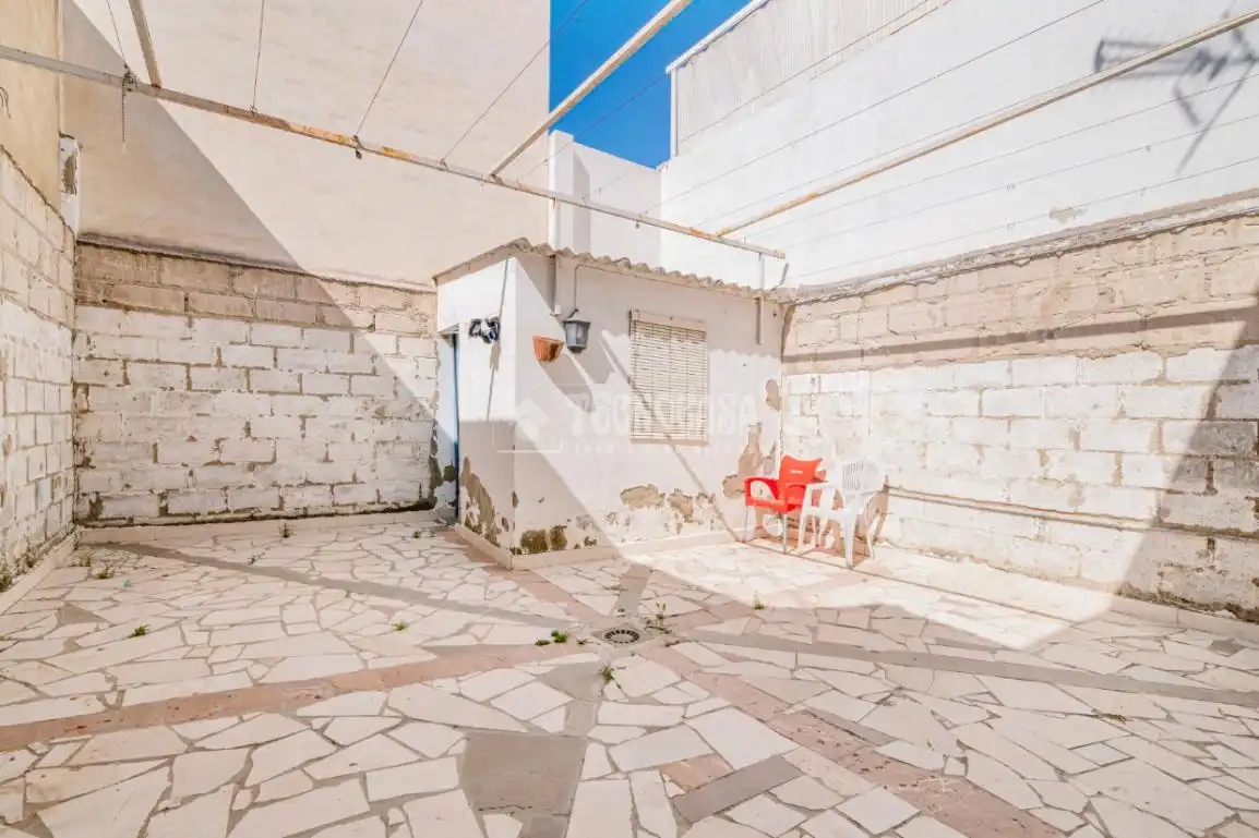 Terrace of Detached homes for sale in Lucena  with Furnished