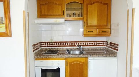 Foto 4 de Apartamento en venta en La Carihuela - Los Nidos, Torremolinos