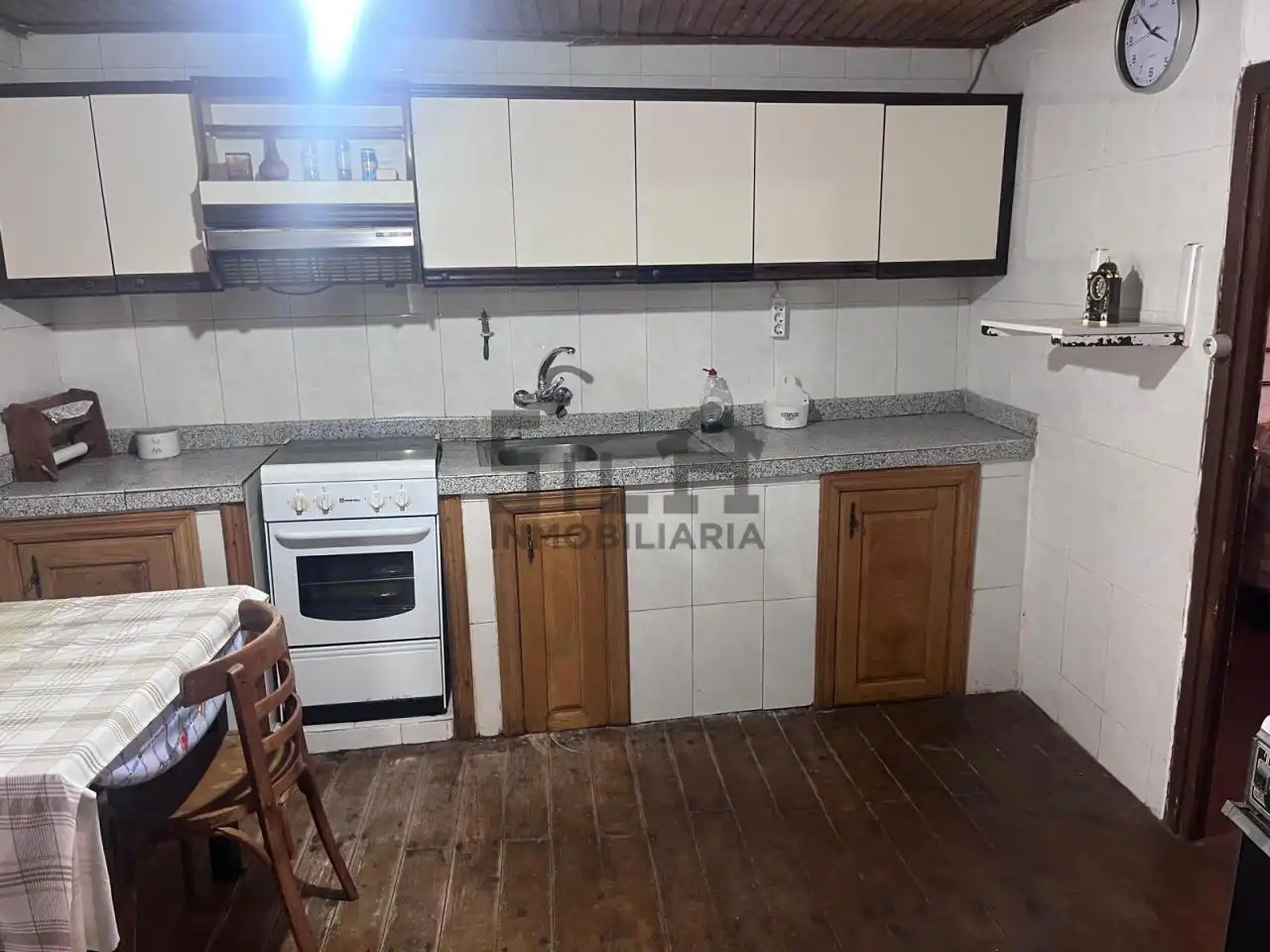 Cuina de Casa o xalet en venda en Lobeira amb Jardí privat