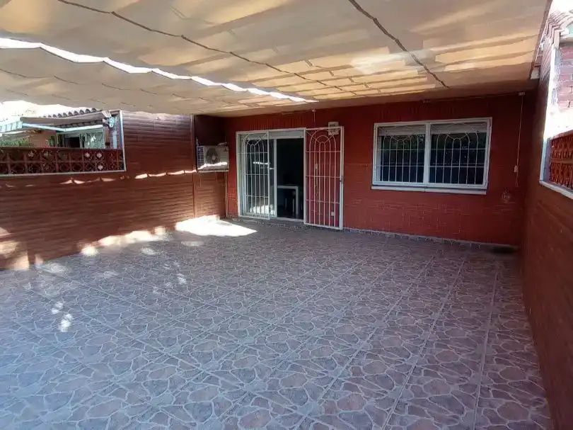 Casa adosada en venda en Alcalá de Henares amb Aire condicionat i Balcó
