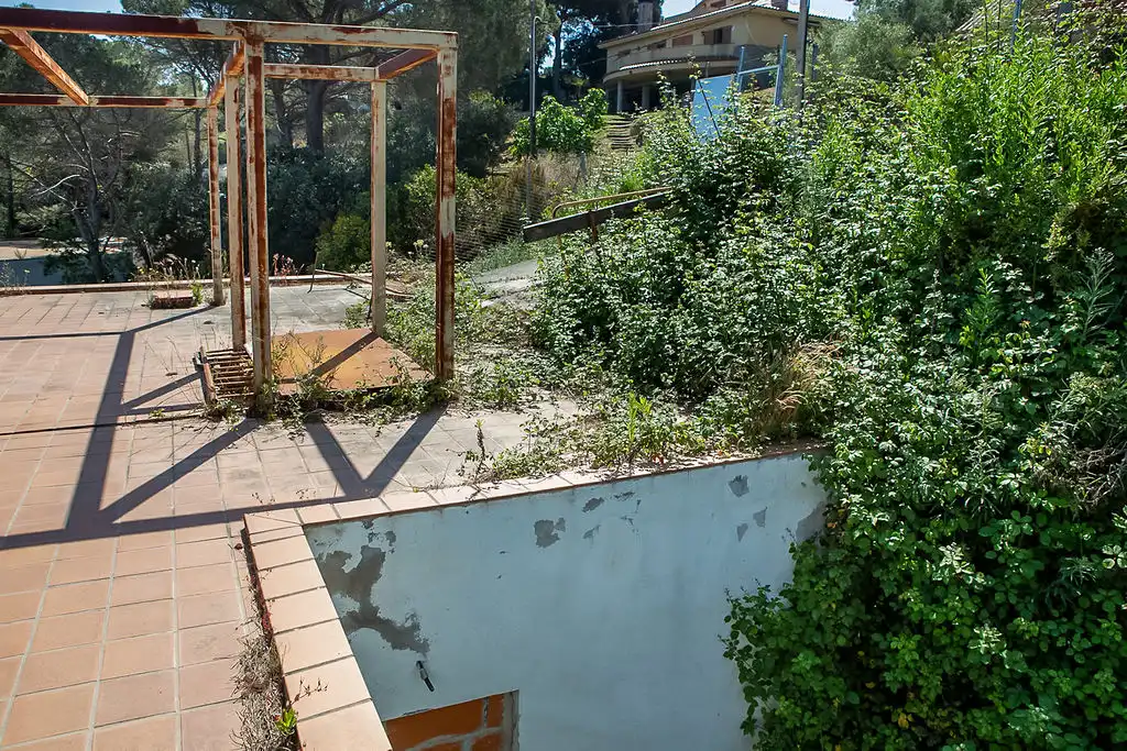 Schwimmbecken von Gebäude zum Verkauf in Vilanova del Vallès