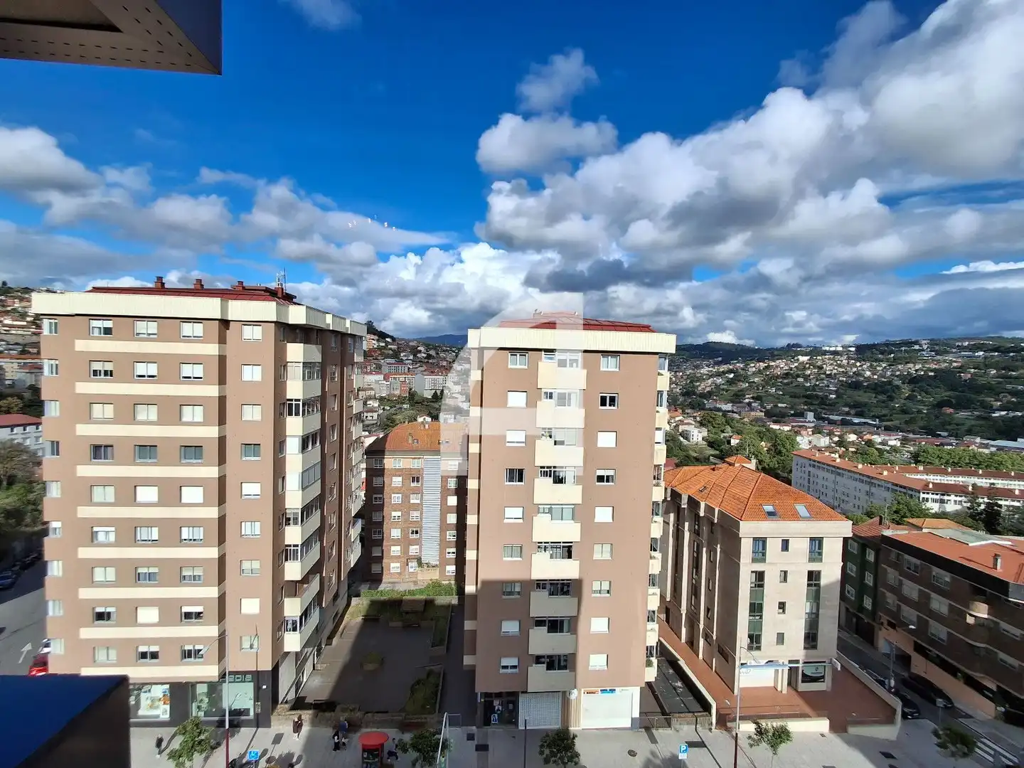 Vista exterior de Pis en venda en Vigo  amb Calefacció, Terrassa i Traster