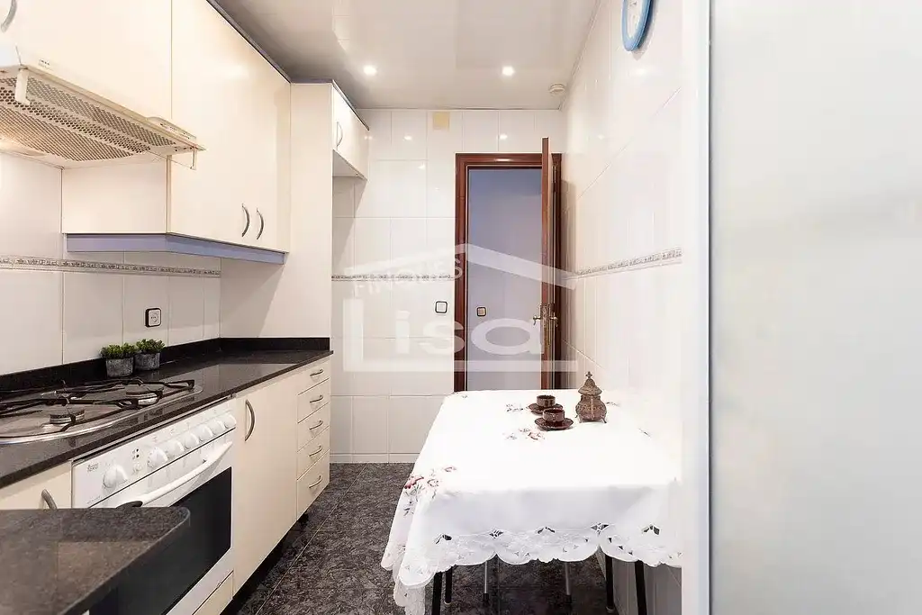 Piso con terraza en venta en Carrer d'Enric Casanovas, imagen 24
