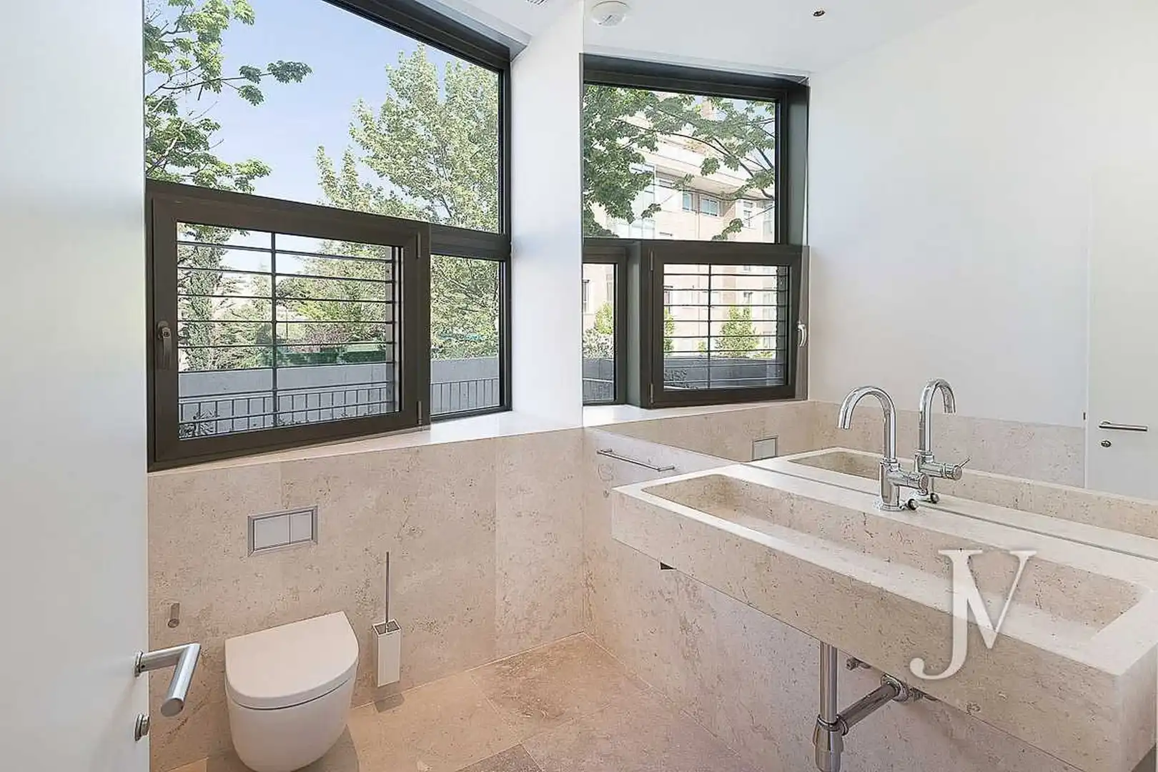 Baño de Casa o chalet en venta en Madrid con Aire acondicionado, Calefacción y Jardín privado