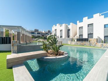 Apartamento con piscina en venta en PEGO