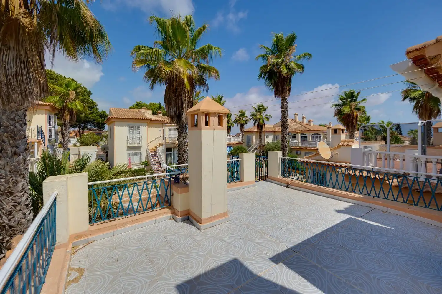 Terrassa de Estudi en venda en Torrevieja amb Aire condicionat, Terrassa i Traster