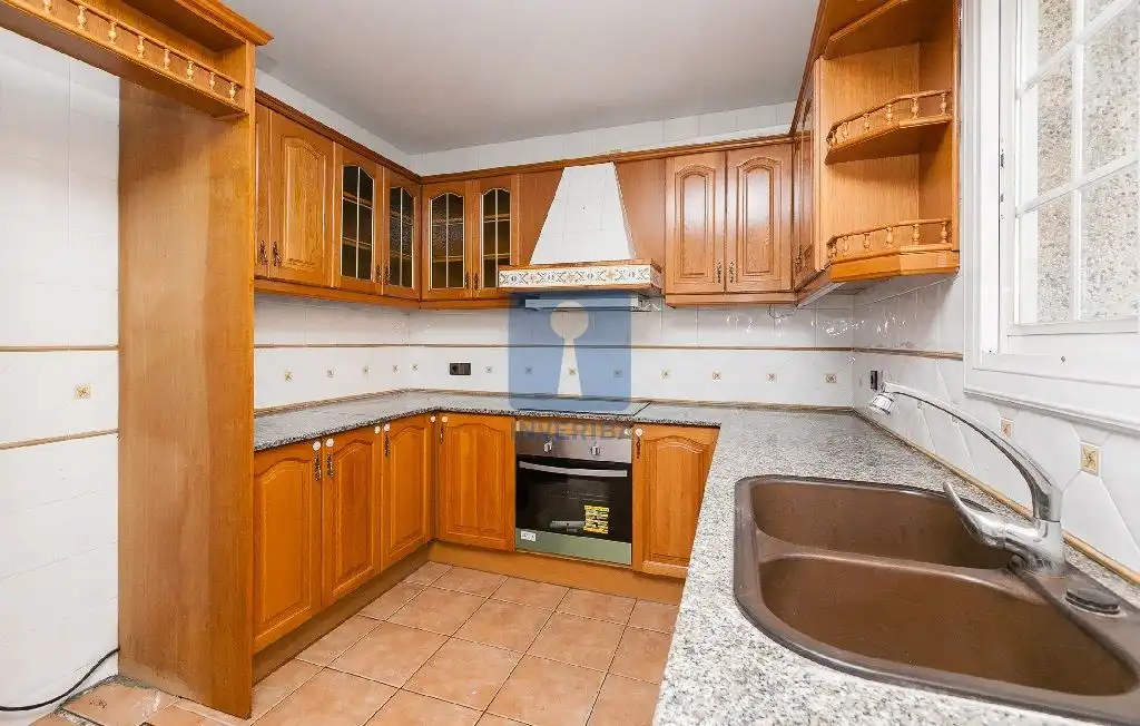 Kitchen of Detached homes for sale in Sant Vicenç Dels Horts  with Terrace, Storage room and Alarm