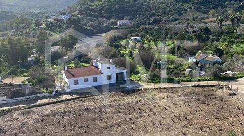 Foto 2 de Finca rústica en venta en Comares, Málaga