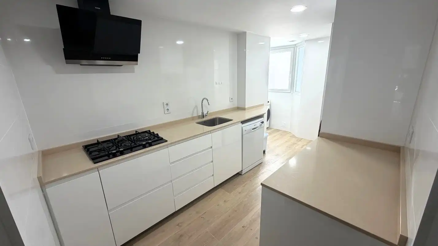 Kitchen of Flat for rent in Valencia  with Air Conditioner, Terrace and Furnished