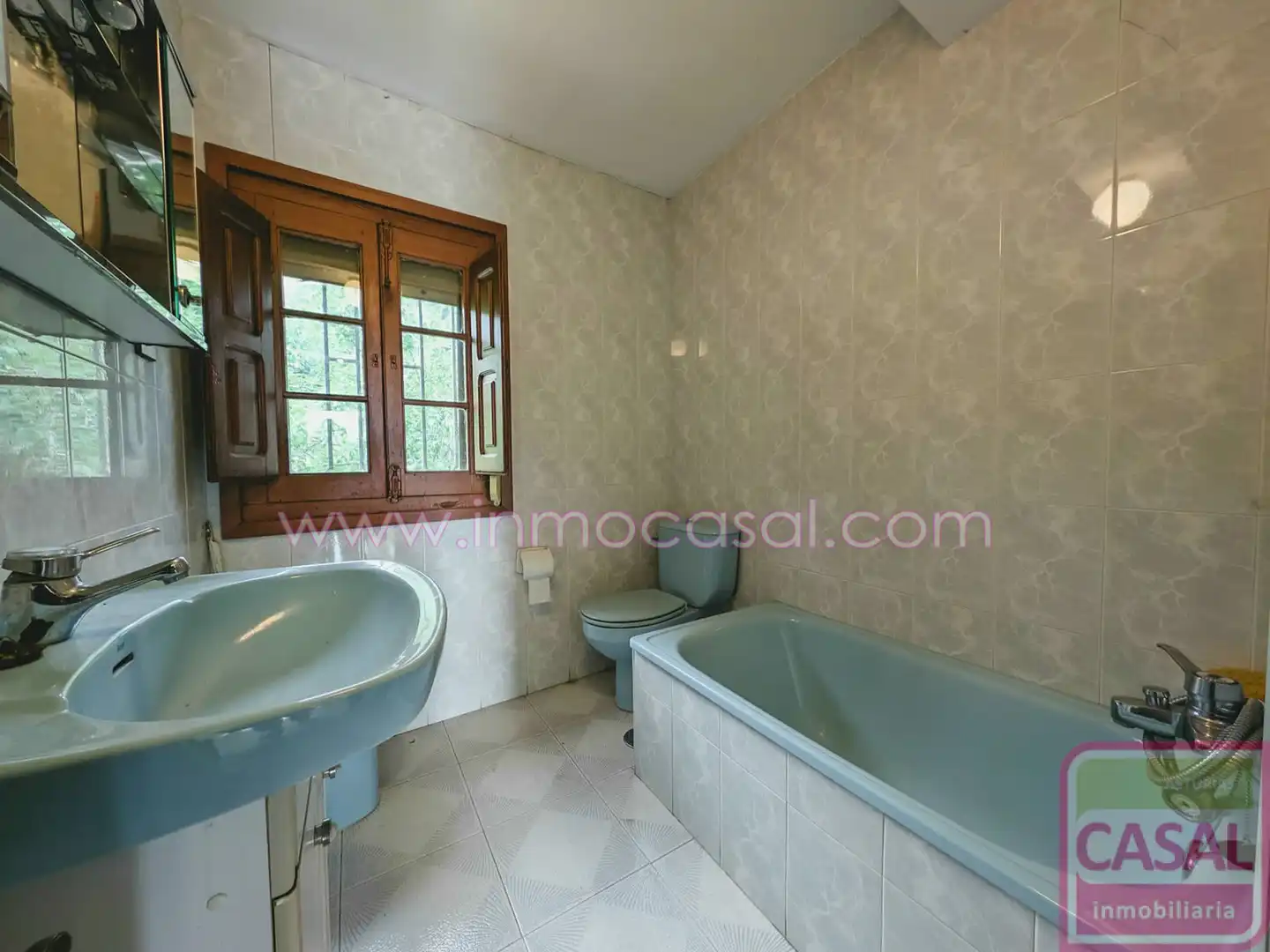Bathroom of Houses for sale in Mieres (Asturias)  with Terrace and Storage room
