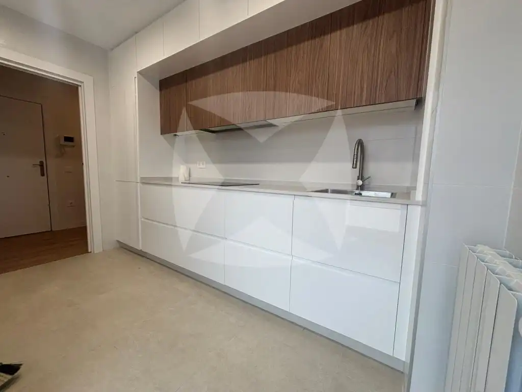 Küche von Wohnung zur Miete in Badajoz mit Klimaanlage, Privatgarten und Terrasse