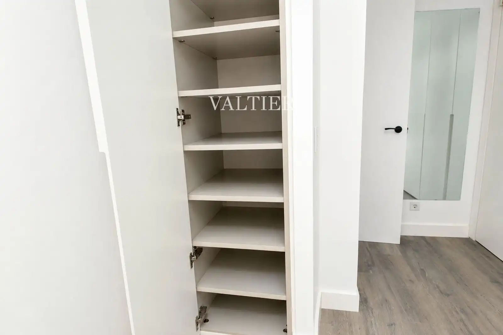 Bedroom of Flat for rent in Madrid  with Air Conditioner and Furnished