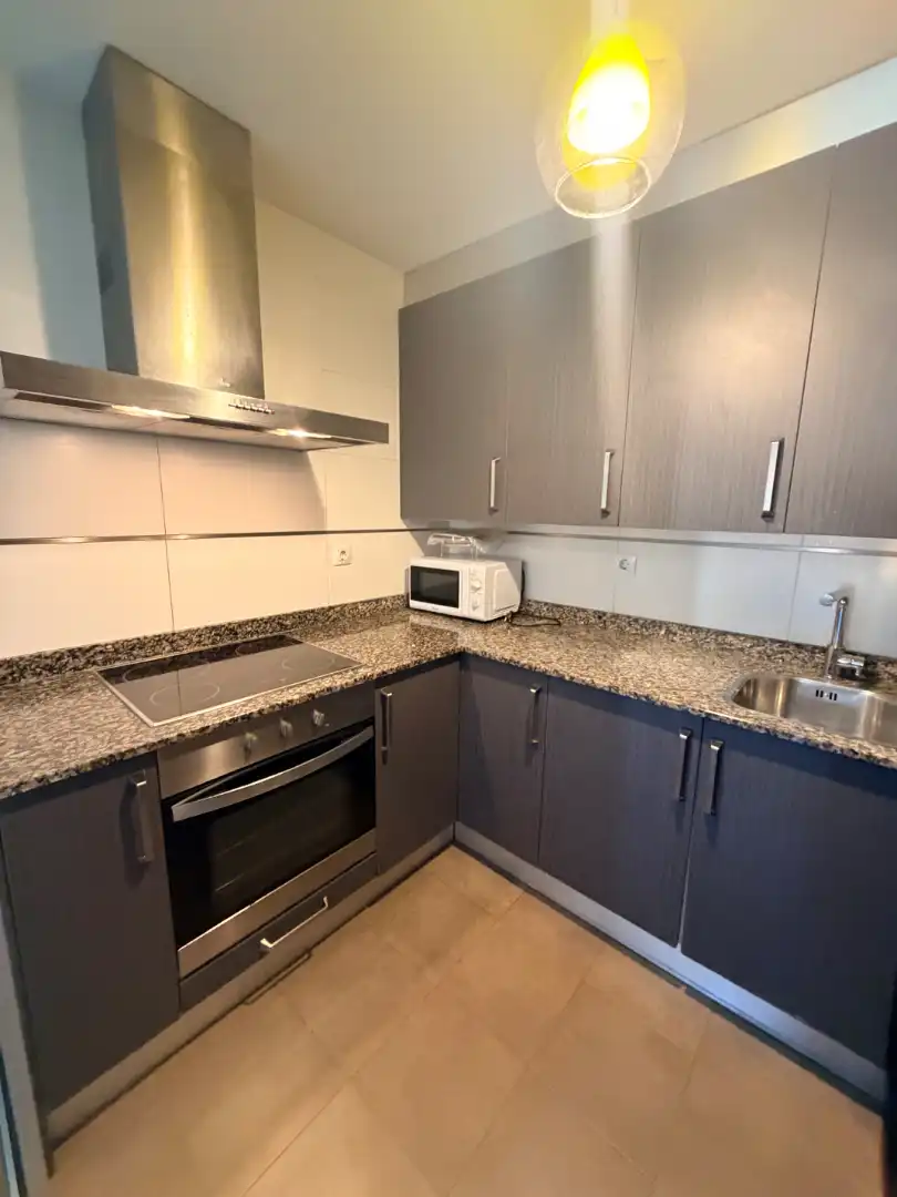 Piso con balcón en venta en Calle de Emilio de Mier 1, imagen 10