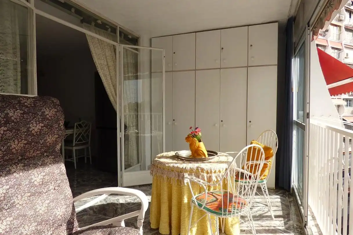 Dormitori de Apartament en venda en Benidorm amb Piscina i Piscina comunitària