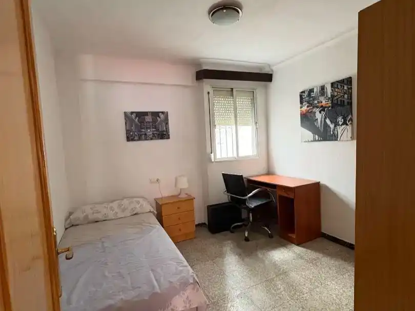 Dormitori de Pis en venda en  Sevilla Capital amb Aire condicionat