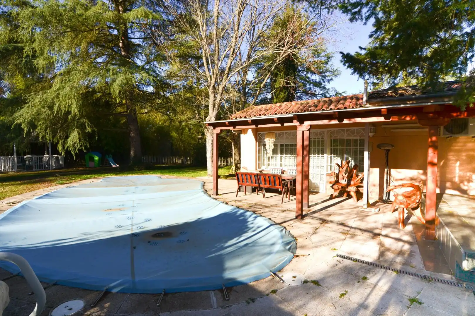 Swimming pool of Houses for sale in Villanueva de la Cañada  with Air Conditioner, Private garden and Terrace