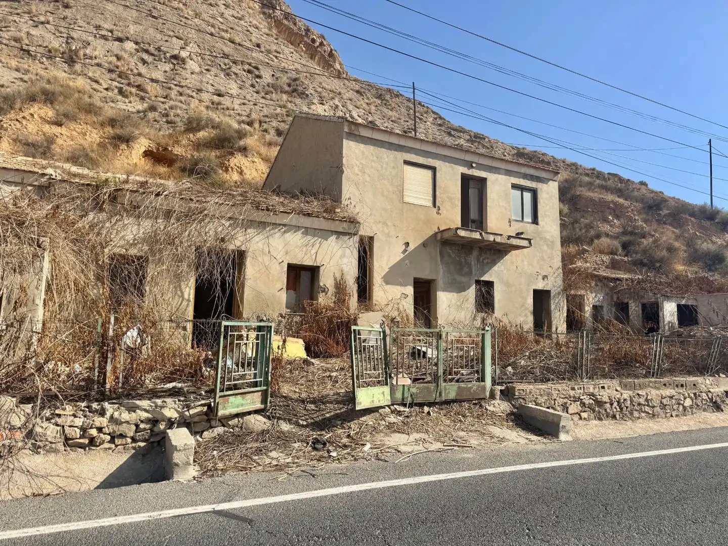 Casa rústica con jardín en venta en MOLINO CIUDAD 284