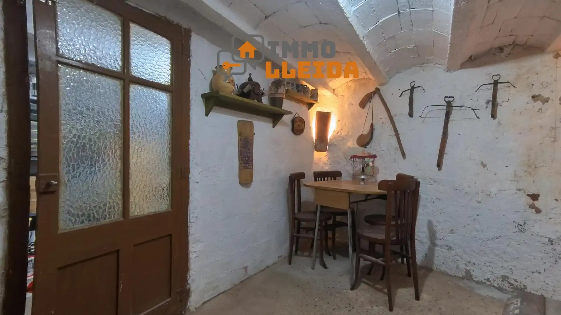 Casa adosada en venda en Artesa de Segre amb Calefacció, Moblat i Balcó