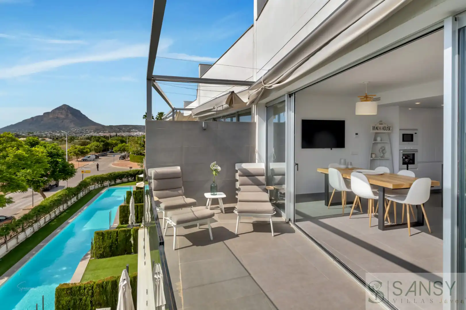 Apartment with pool for sale in Montañar - El Arenal