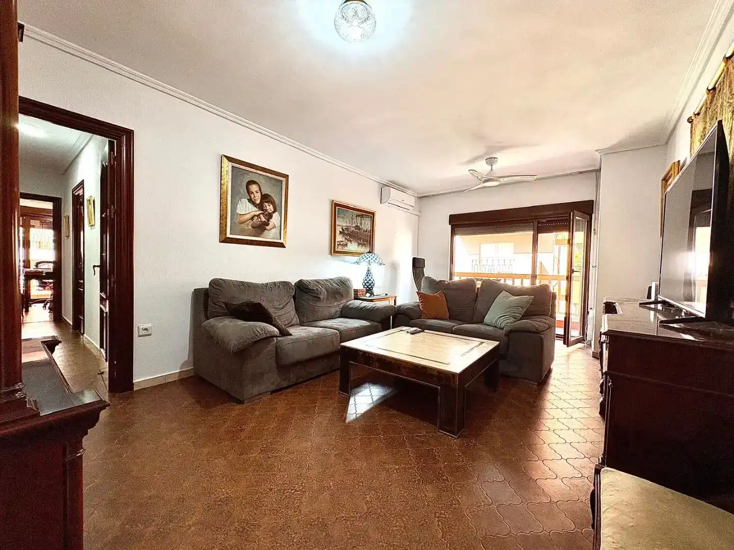 Sala de estar de Piso en venta en  Huelva Capital con Aire acondicionado y Balcón