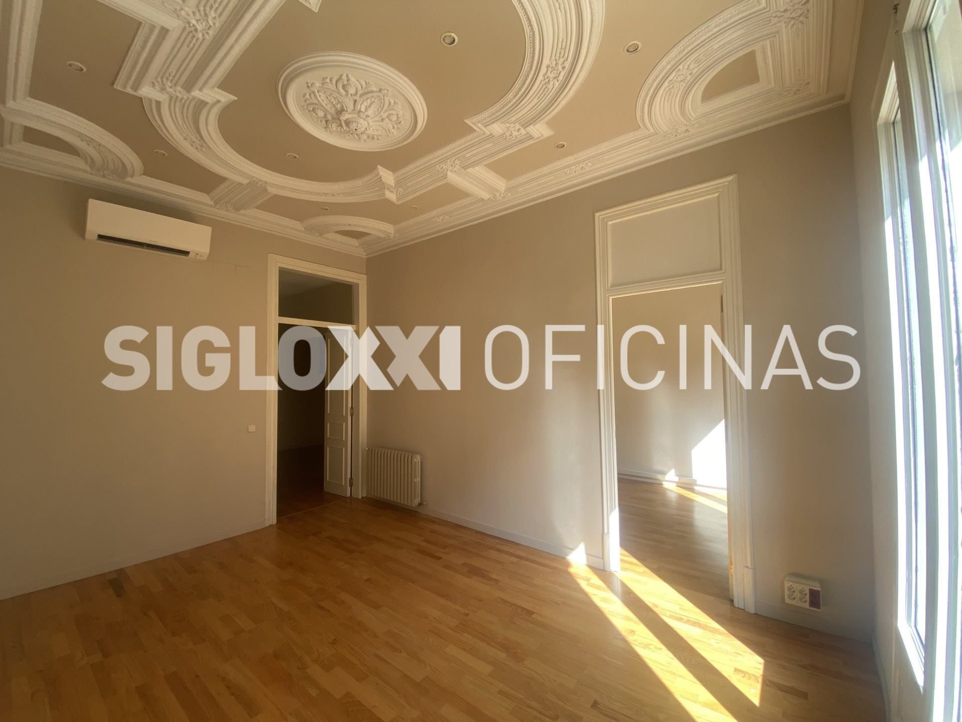 Bedroom of Office to rent in  Barcelona Capital  with Air Conditioner and Heating