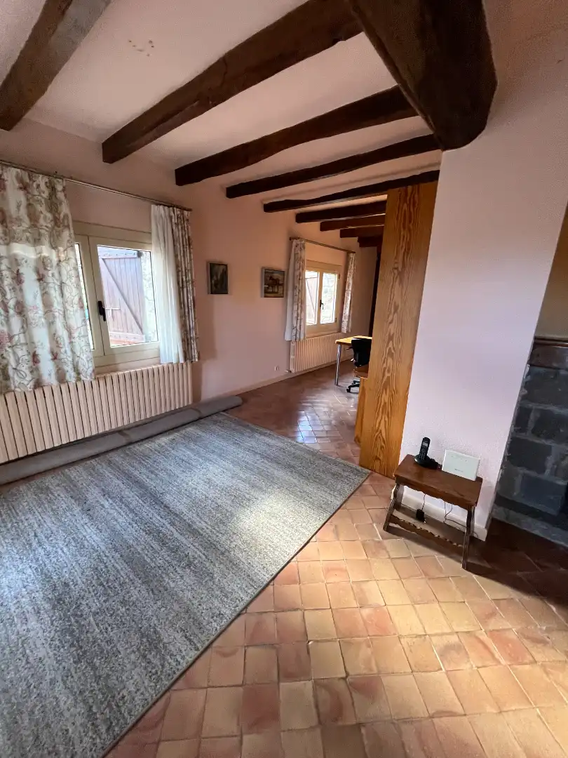 Sala d'estar de Finca rústica en venda en Sant Joan Les Fonts amb Aire condicionat, Calefacció i Jardí privat