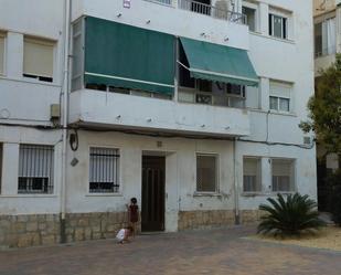 Vista exterior de Apartament en venda en Benidorm amb Aire condicionat