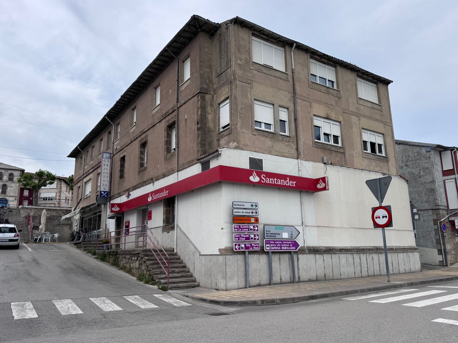 Edifici en venda a Mataporquera - Avenida de La Constitución, 15, Valdeolea