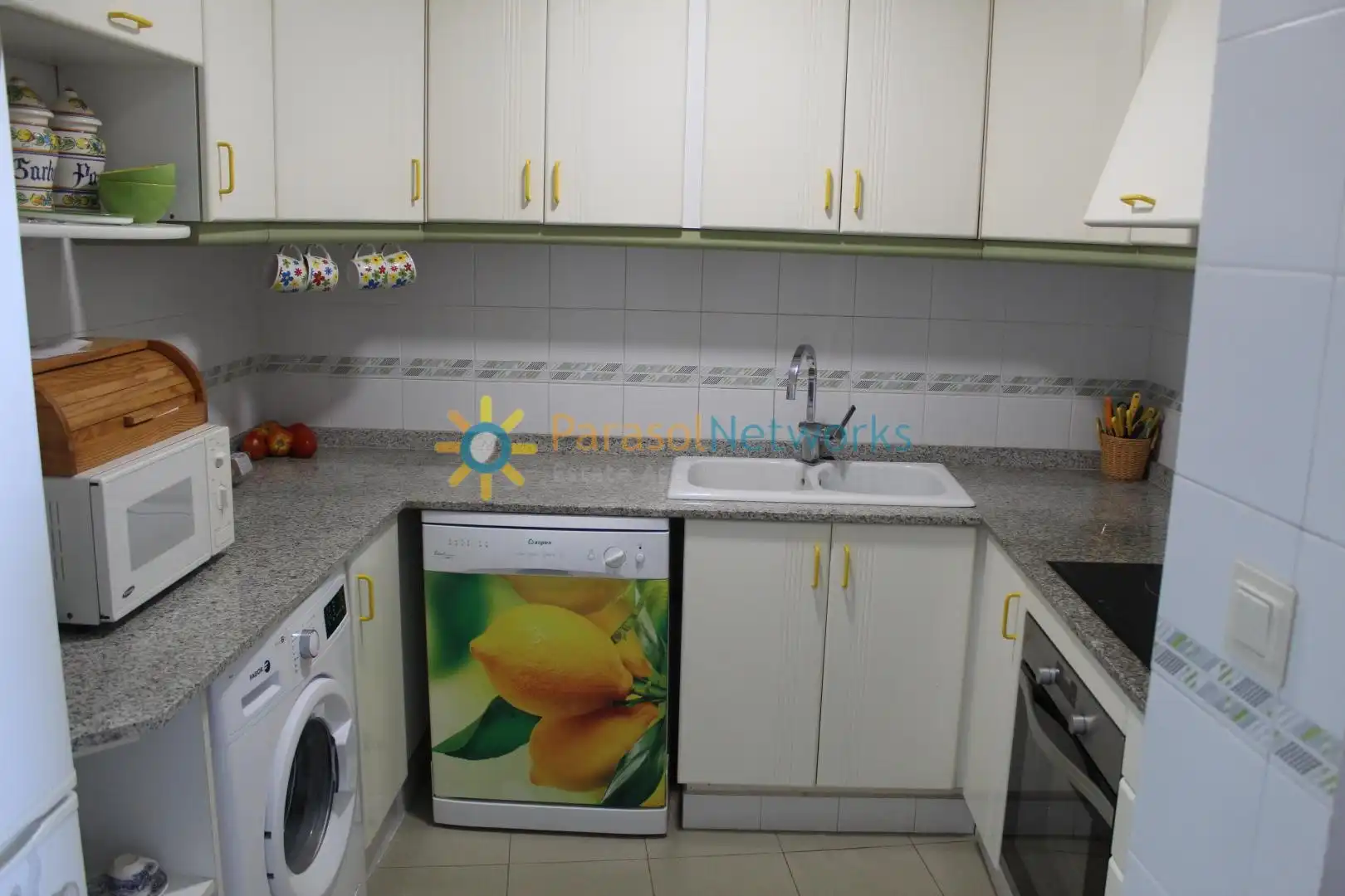 Kitchen of Flat for rent in Oliva  with Air Conditioner, Storage room and Furnished