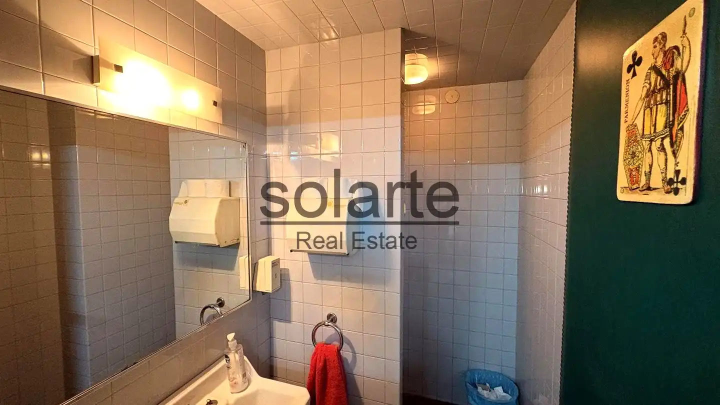 Baño de Edificio en venta en L'Hospitalet de Llobregat