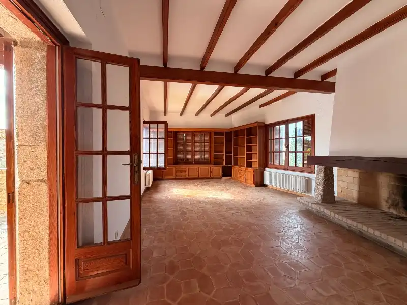 Casa con terraza en venta en Carrer de Figueres, imagen 47
