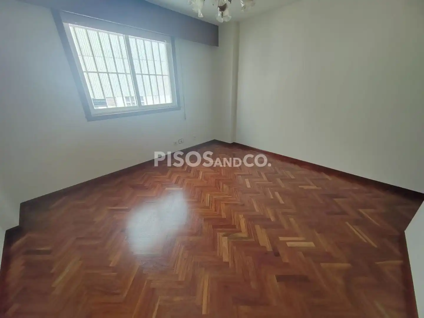 Habitación de Piso en venta en A Coruña Capital  con Calefacción y Trastero