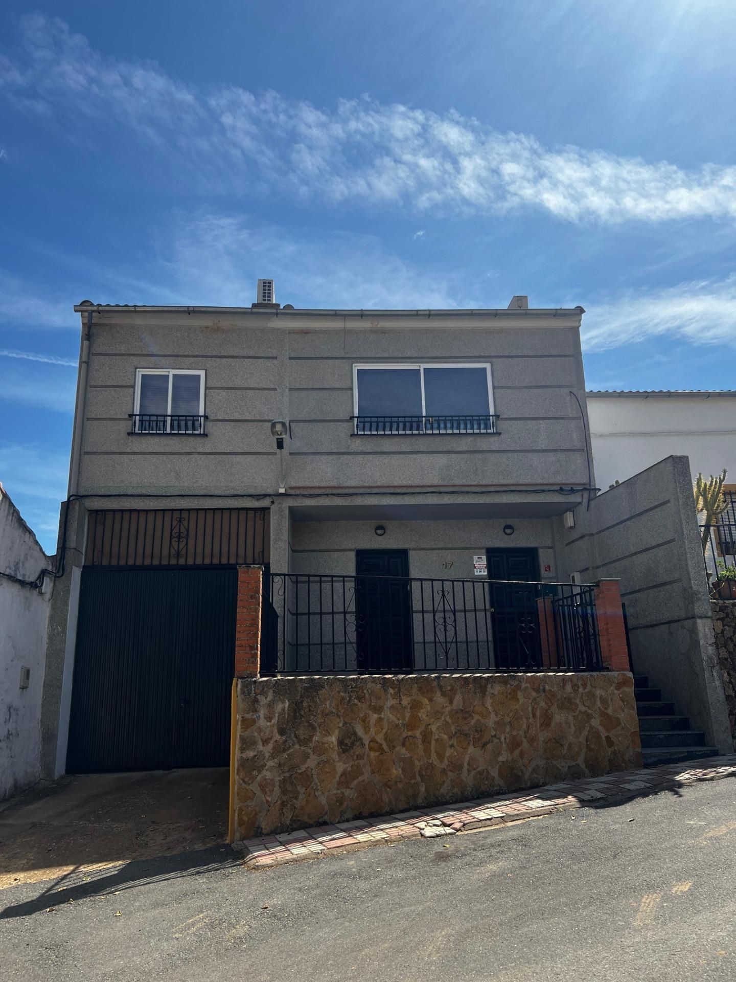 Vista exterior de Casa o chalet en venta en Belmez con Aire acondicionado y Terraza