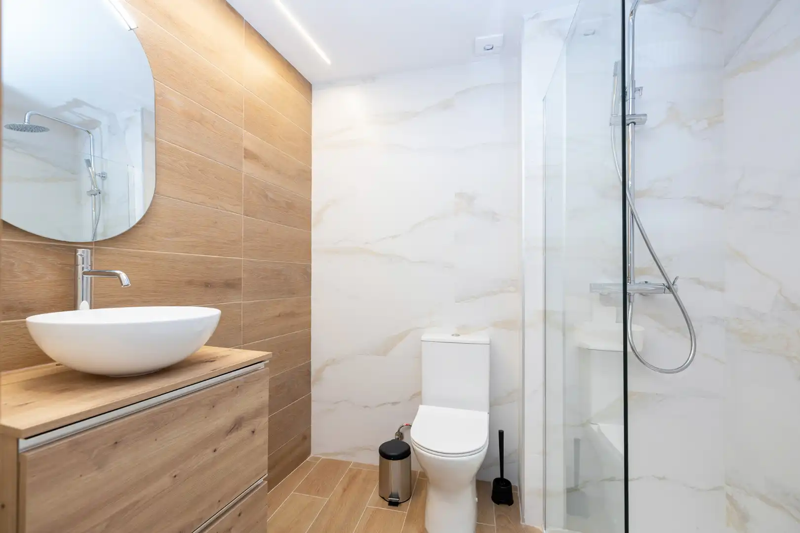 Badezimmer von Wohnung zur Miete in Granada mit Klimaanlage, Heizung und Möbliert