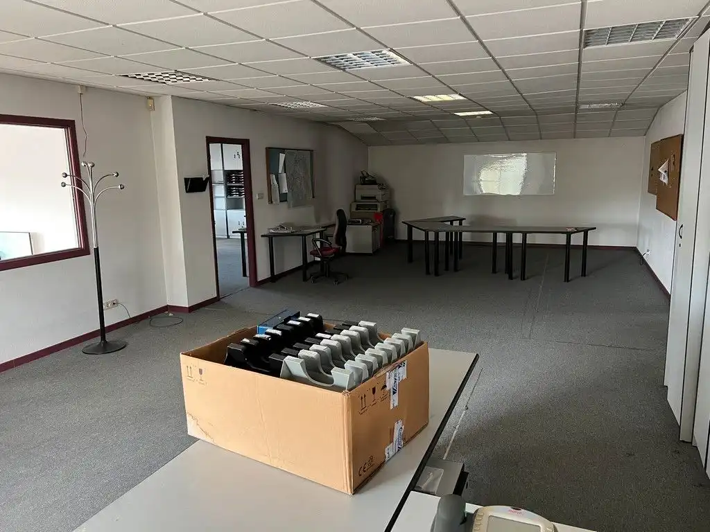 Büro zur Miete in Campus Norte - San Caetano, imagen 2