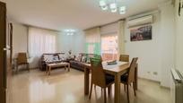 Wohnzimmer von Wohnung zum verkauf in Badalona mit Klimaanlage und Terrasse