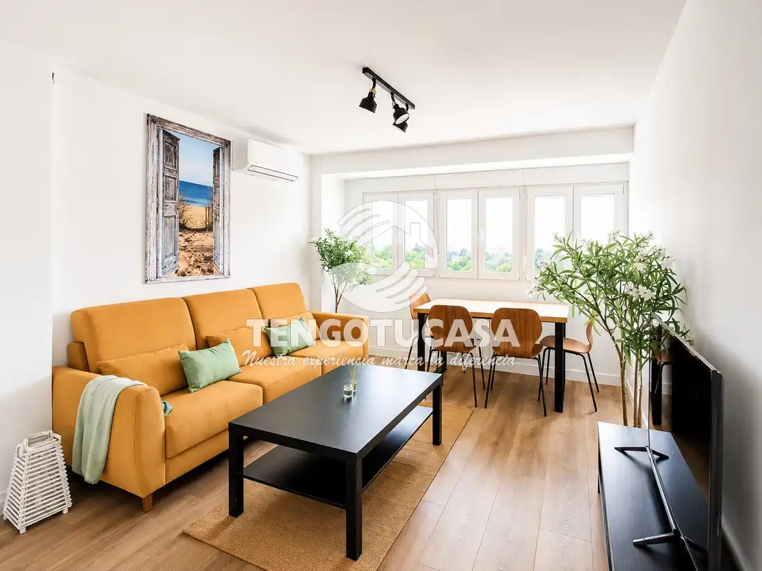 Sala de estar de Piso en venta en Madrid con Aire acondicionado, Calefacción y Parquet
