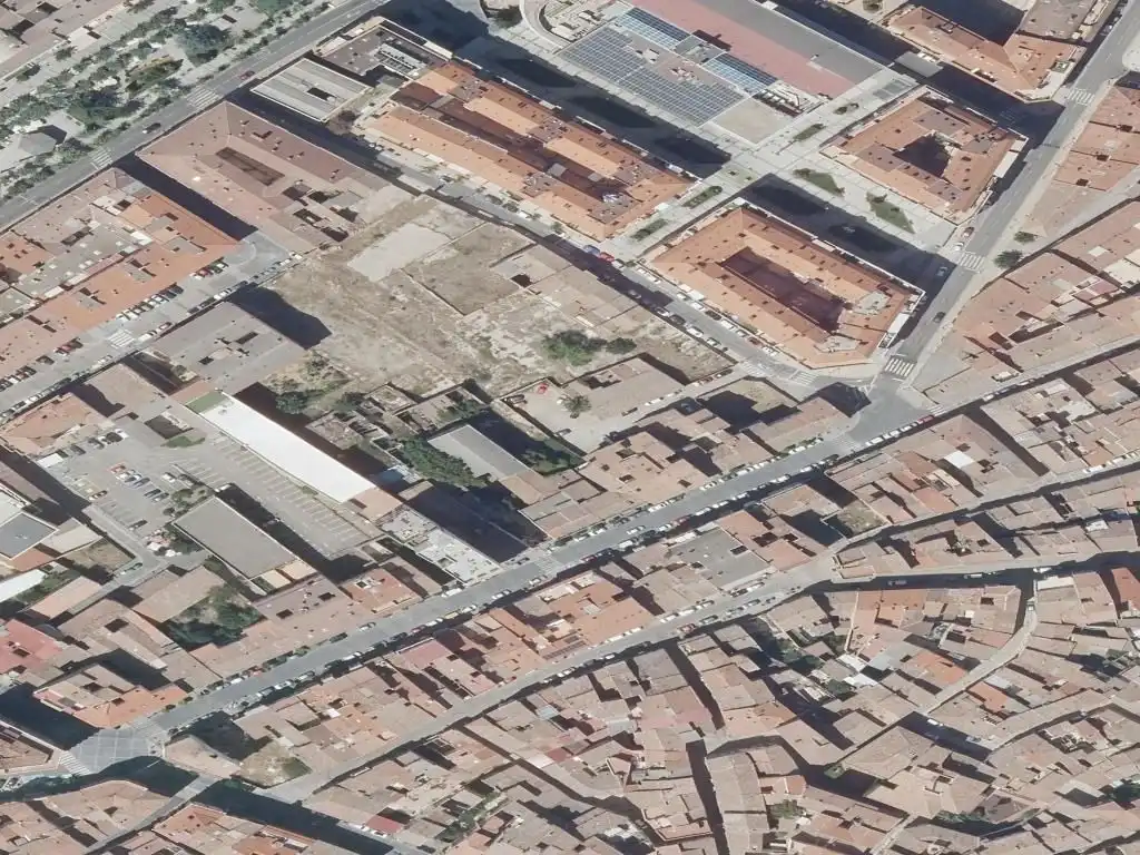 Terrenos y solares en venta en JACINTO BENAVENTE, imagen 3