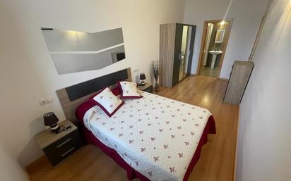 Bedroom of Flat for sale in Villarcayo de Merindad de Castilla la Vieja  with Swimming Pool